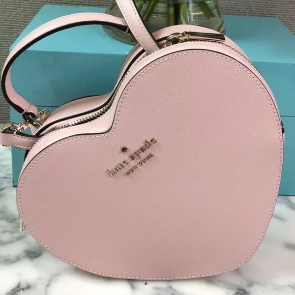 Kate spade heart shack chalk pink heart shape crossbody as seen on Tik Tok - Picture 3 of 10